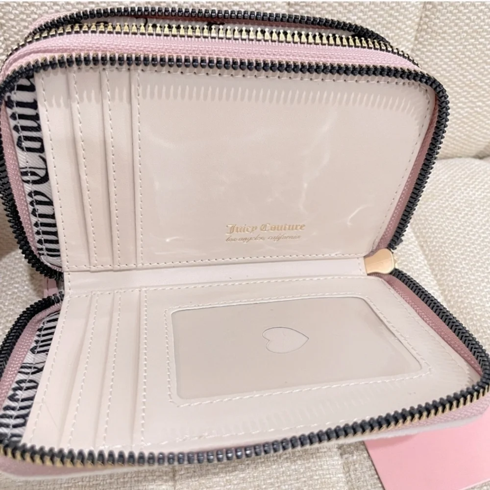 💕▪️Juicy Couture ▪️Retro Vibe Double Medium Zip Around Wallet Angel Pink